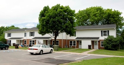 Law Lane Apartments in Canton, NY - Building Photo - Building Photo