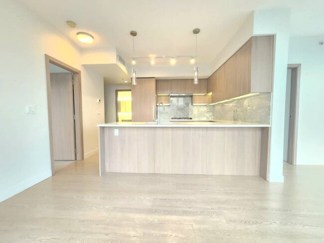 8988 Patterson Rd in Richmond, BC - Building Photo - Building Photo