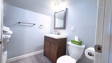 2656 N Ashland Ave in Chicago, IL - Building Photo - Building Photo