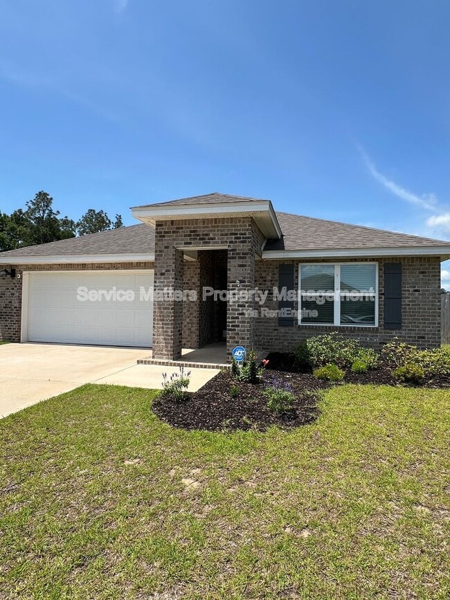 5096 Gaineswood Dr in Milton, FL - Building Photo - Building Photo