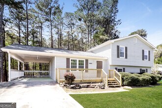 1401 Timbercrest Dr in Lawrenceville, GA - Building Photo - Building Photo