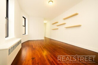 Renovated 3 BED in North Crown Heights in Brooklyn, NY - Foto de edificio - Building Photo