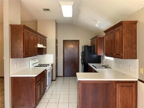 2909 Sandstone Dr in Norman, OK - Building Photo - Building Photo