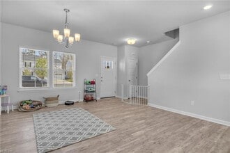 106 Village Pointe Dr in Suffolk, VA - Building Photo - Building Photo