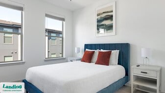 7455 W Camp Wisdom Rd in Dallas, TX - Building Photo