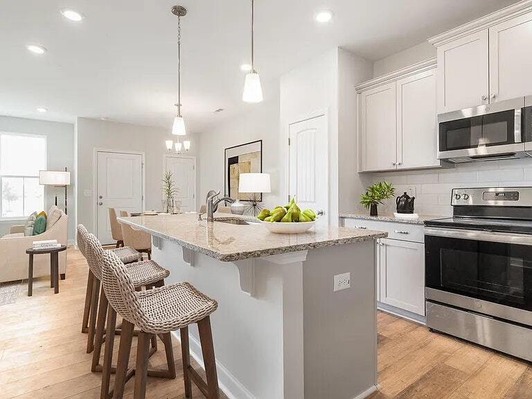 125 Brown Swiss Cir in Summerville, SC - Building Photo