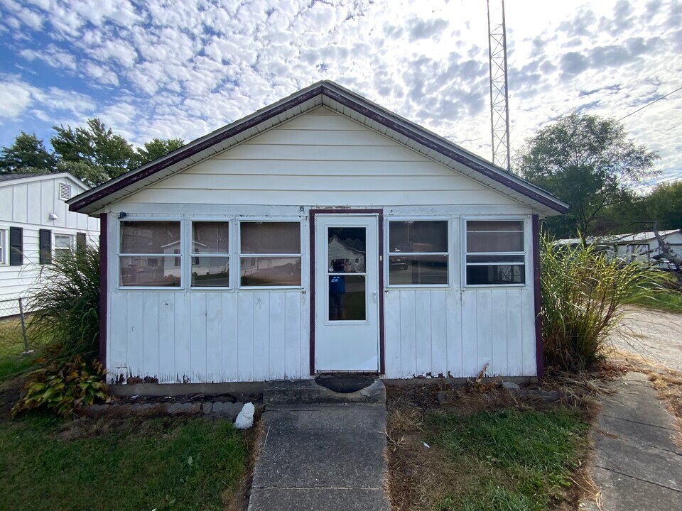 117 Vance Ln in Danville, IL - Building Photo