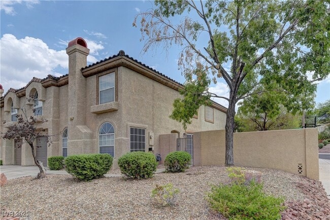 7745 Almeria St in Las Vegas, NV - Building Photo - Building Photo