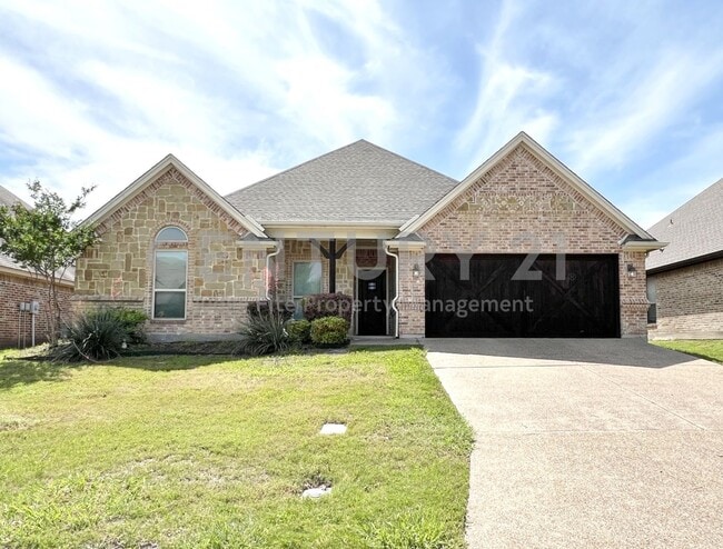 property at 248 Spyglass Dr