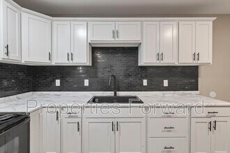 908 E 12th Ave in Columbus, OH - Building Photo - Building Photo