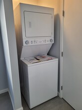 900 Patterson Ave, Unit A in Glendale, CA - Building Photo - Building Photo