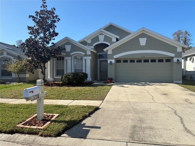 31318 Heatherstone Dr in Wesley Chapel, FL - Building Photo - Building Photo