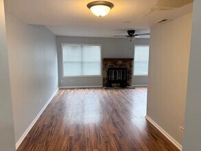 1429 Oxford St in Carol Stream, IL - Building Photo - Building Photo