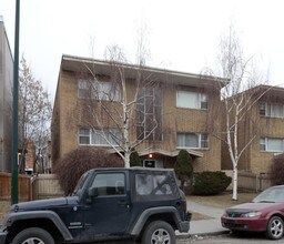 1721 10th St SW in Calgary, AB - Building Photo - Building Photo