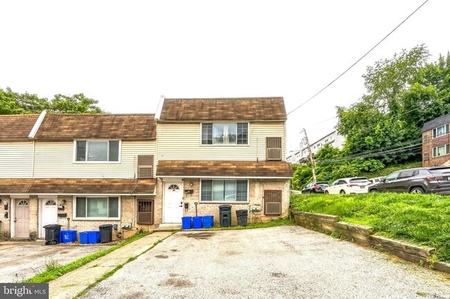 4616 Silverwood St in Philadelphia, PA - Building Photo - Building Photo