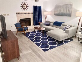 8400 Jamestown Dr in Austin, TX - Building Photo