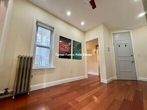 91 Hancock St, Unit 9F in Cambridge, MA - Foto de edificio - Building Photo