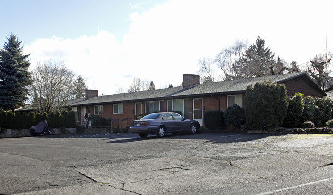 Valley View Apartments in Portland, OR - Building Photo - Building Photo