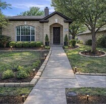 813 Essex Dr in McKinney, TX - Building Photo