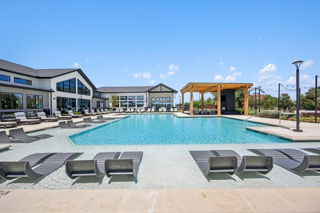 The Dalton in McKinney, TX - Foto de edificio