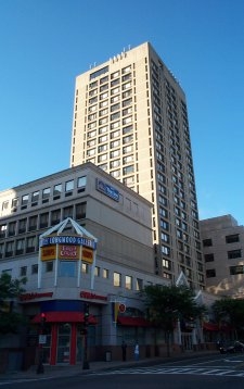 Longwood Galleria Apartments in Boston, MA - Building Photo