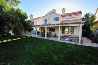 5432 Royal Vista Ln in Las Vegas, NV - Building Photo - Building Photo