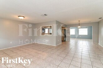 627 St Andrews Dr in Sarasota, FL - Foto de edificio - Building Photo