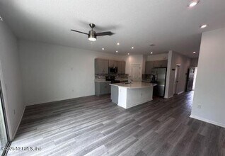 13114 Annie’s Walk Dr in Jacksonville, FL - Building Photo - Building Photo