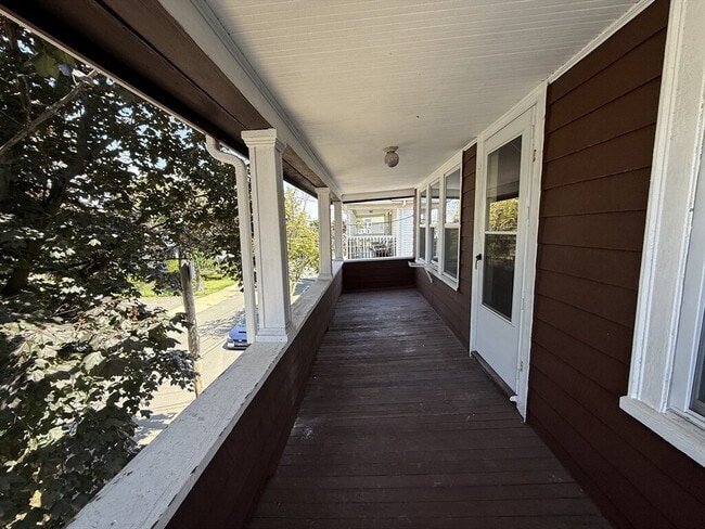 135 Mills St in Malden, MA - Building Photo - Building Photo