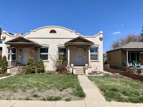 2965 W Denver Pl in Denver, CO - Building Photo - Building Photo