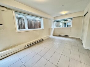 2298-2298 Galt St in Vancouver, BC - Building Photo - Building Photo