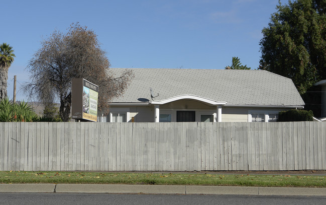 40398 Fremont Blvd in Fremont, CA - Building Photo - Building Photo