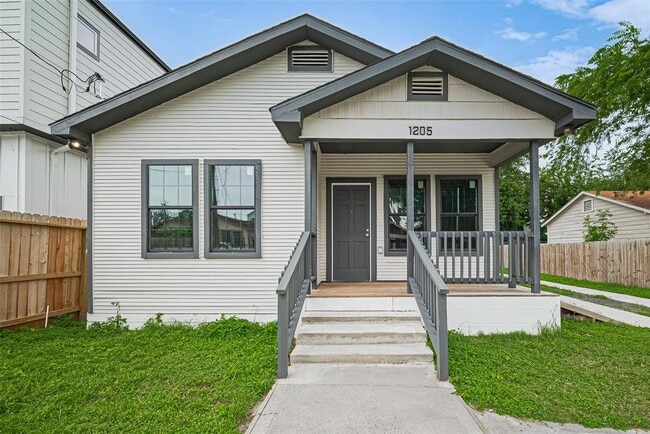 property at 1205 E 27th St