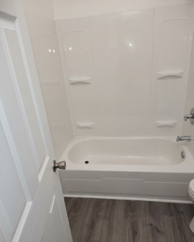 1123 S Brook St-Unit -Unit 3 in Louisville, KY - Building Photo - Building Photo