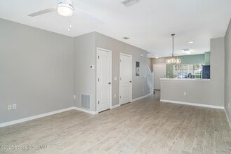 1375 Hampton Park Ln in Melbourne, FL - Building Photo - Building Photo