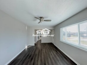 712 Houdon Ln in Virginia Beach, VA - Building Photo - Building Photo