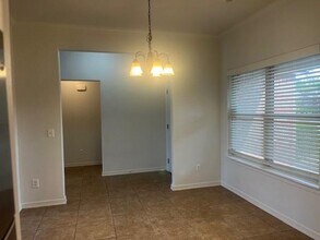 4307 W Langmead Dr in Rogers, AR - Building Photo - Building Photo