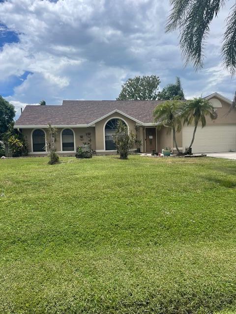 618 SE Streamlet Ave in Port St. Lucie, FL - Building Photo - Building Photo