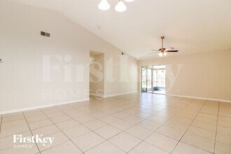 1625 Gardner Dr in Lutz, FL - Building Photo - Building Photo