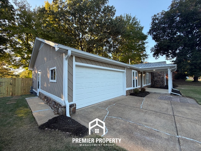 3955 Castile St in Memphis, TN - Building Photo - Building Photo
