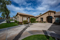 80290 Pebble Beach Dr in Indio, CA - Foto de edificio - Building Photo