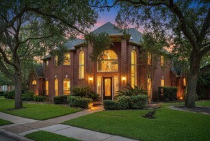 13602 Springmint Dr in Cypress, TX - Building Photo