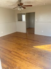 5923 E Private Rd 6570 in Lubbock, TX - Building Photo - Building Photo