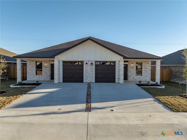 5210 Rose Gdn Lp in Killeen, TX - Building Photo - Building Photo