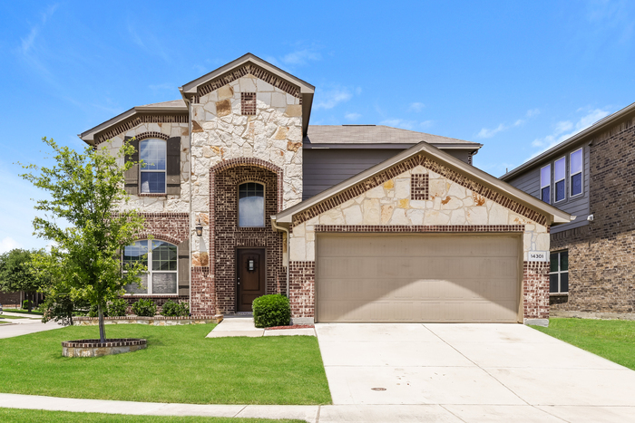 14301 Broomstick Rd in Haslet, TX - Building Photo