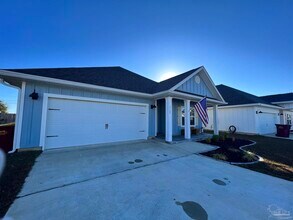 5788 Conley Ct in Milton, FL - Building Photo - Building Photo