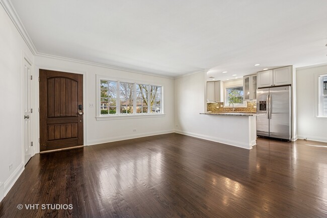 107 Central Park Ave in Wilmette, IL - Building Photo - Building Photo