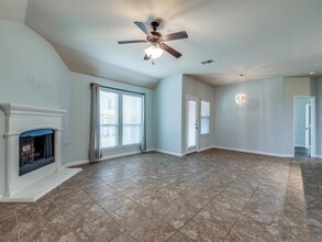 10305 Hidden Haven Dr in McKinney, TX - Foto de edificio - Building Photo
