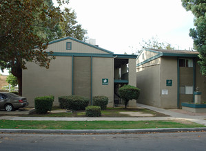 Village at Shaw Apartments in Fresno, CA - Building Photo - Building Photo