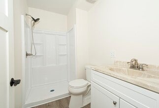 963 Main St in Leicester, MA - Building Photo - Building Photo